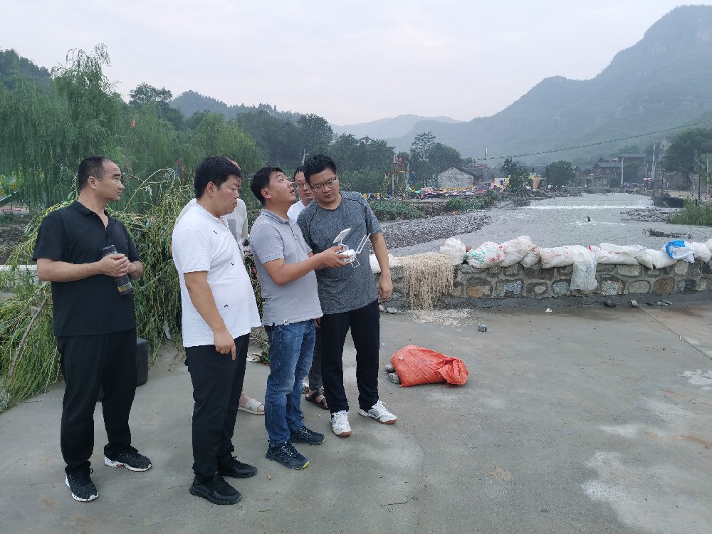 2021年7月測(cè)繪隊(duì)地址災(zāi)害監(jiān)測(cè).jpg